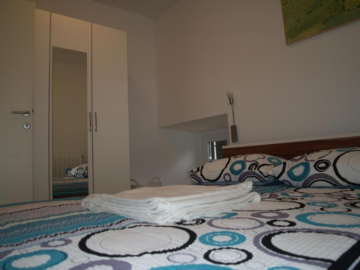 Apartment Pud Oreh Roc Bilik gambar